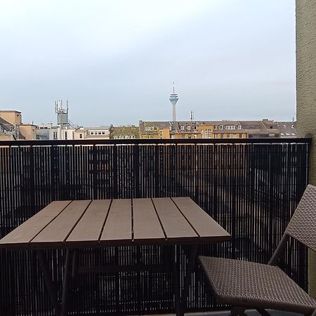 Apartment Sofia Дюселдорф Екстериор снимка